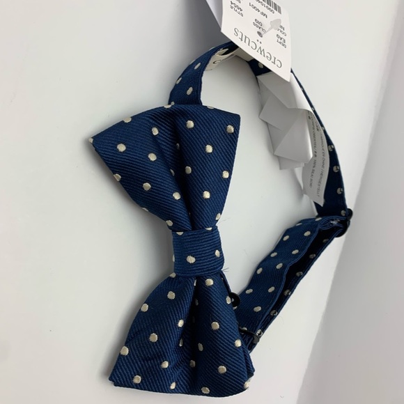 NWT Crewcuts Boys Bow tie Navy Blue Polka Dot Adjustable - Picture 2 of 3